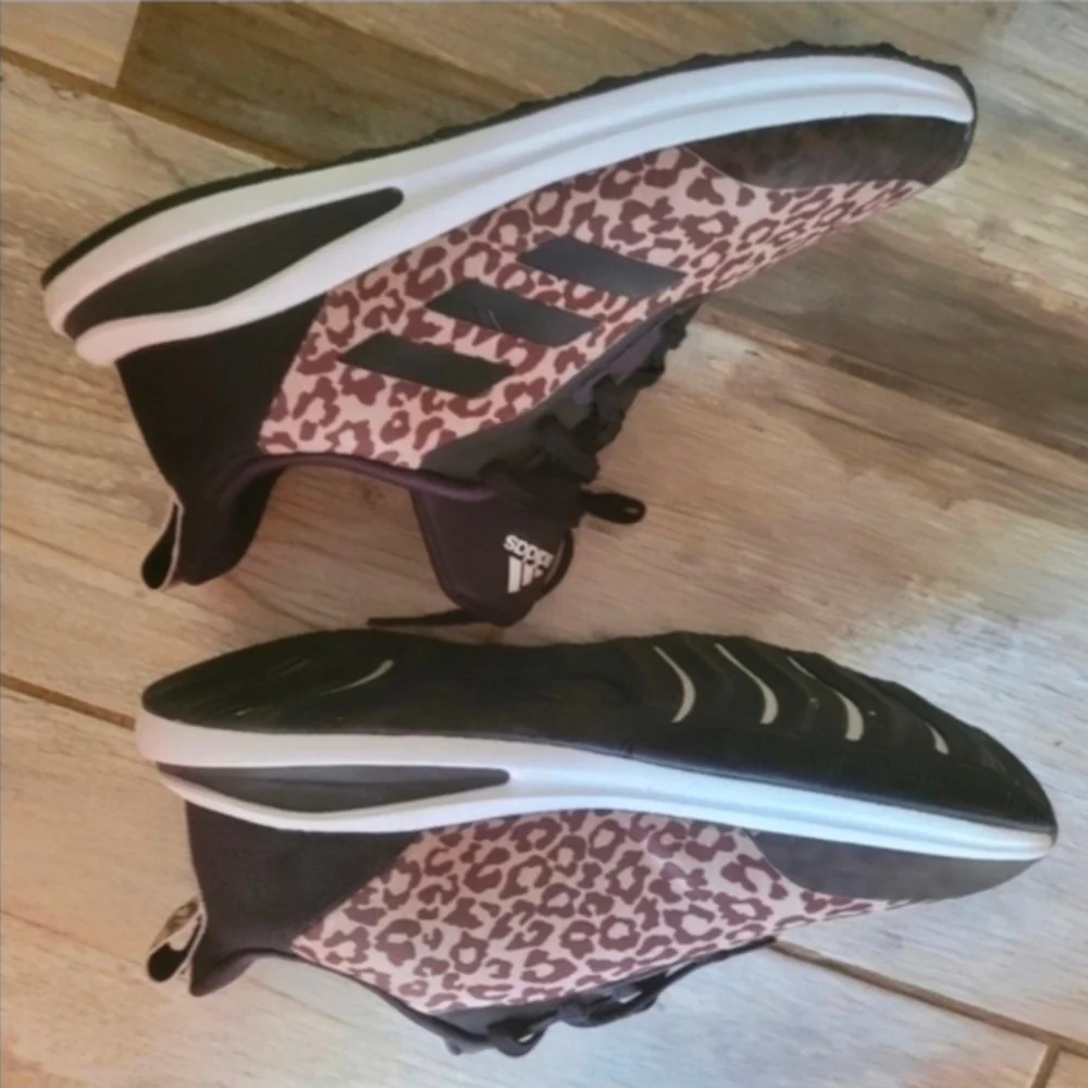 Adidas Youth Size 6.5 Leopard Print Athletic Sneakers - Picture 6 of 7